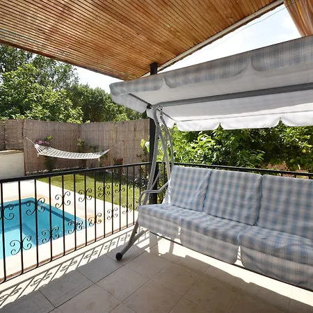Villa Kay8300 Arican 3 Bedrooms *